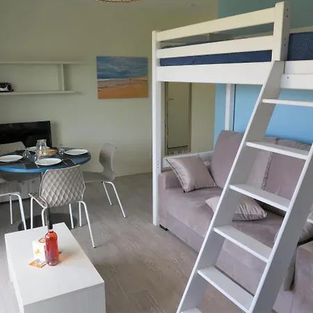 Apartament Sables D'or