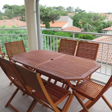 Apartament Sables D'or